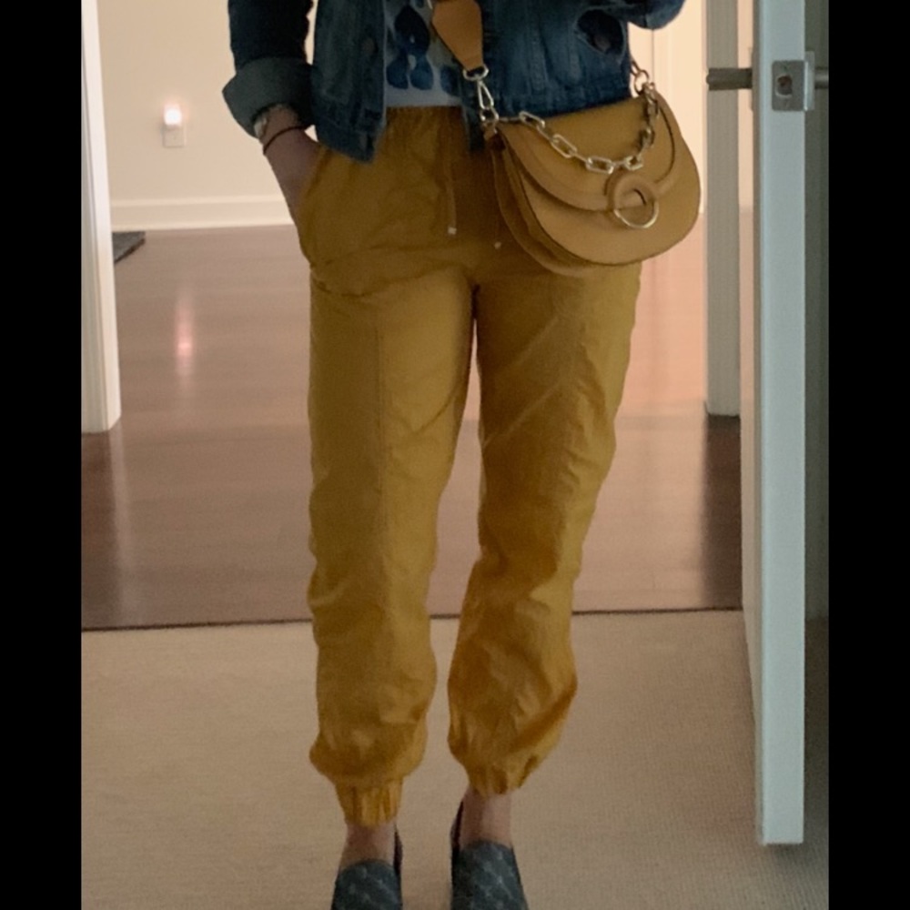 ZARA Gold Joggers- XS